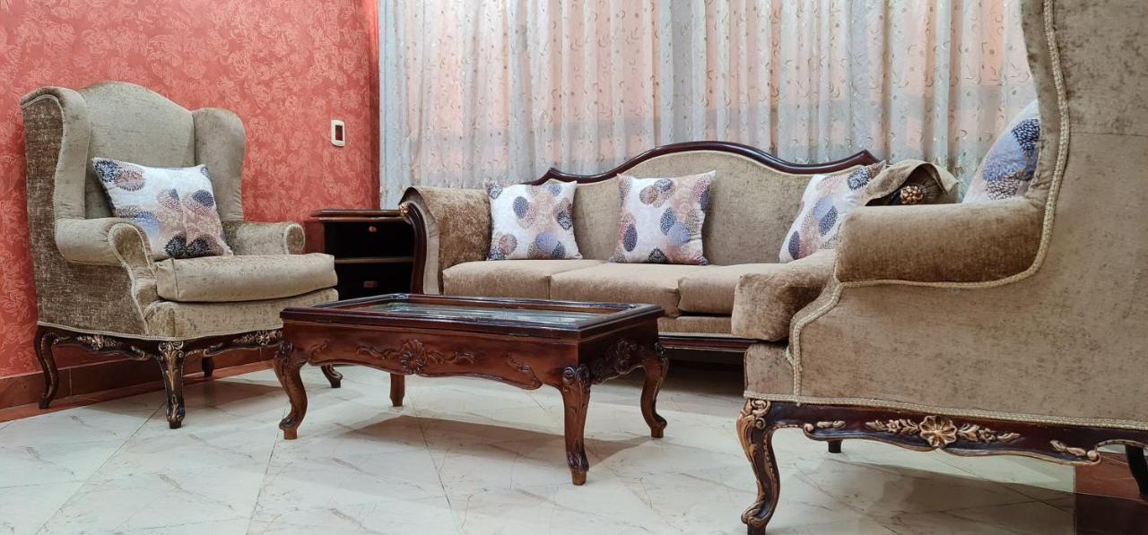 Comfy 3 Bedrooms Apartment In Cairo 96 Exteriér fotografie